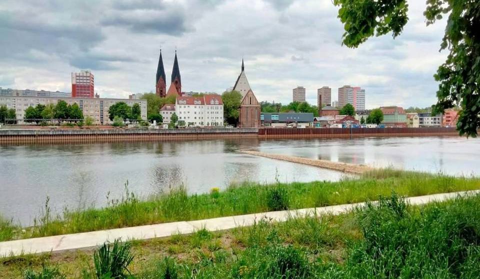 About an hour from Berlin, you’ll reach a cross-border twin city that takes you from Germany to Poland in just 10 minutes via three bridges