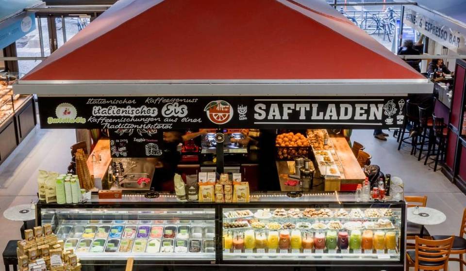 Right in the heart of Berlin lies one of the last remaining market halls from the 19th century—where there used to be around 290 market stalls, there are now 50 modern organic and gourmet spots