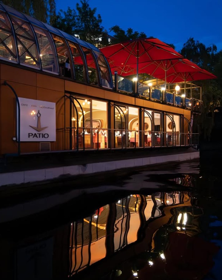 Het gastronomische schip Patio in Moabit