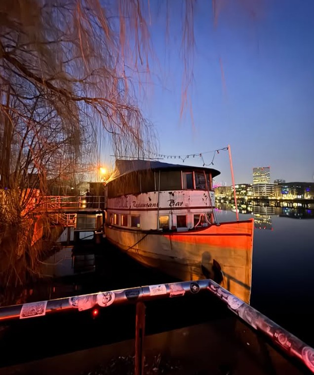 De MS Hoppetosse op de Spree