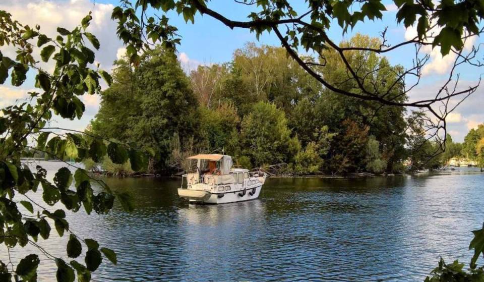 Just 30 minutes from Berlin lies a 14-hectare island that was once used for military purposes, later served as a famous film set, and today consists half of green spaces and wooded areas