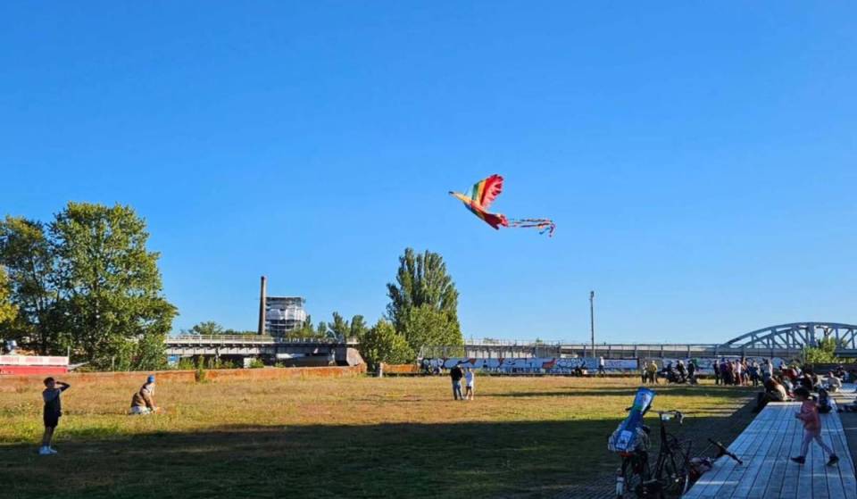Just 15 minutes from Alexanderplatz lies one of Berlin’s most popular green spaces, featuring lawns for sunbathing, skateparks, and more—a space now threatened by the construction of two high-rises
