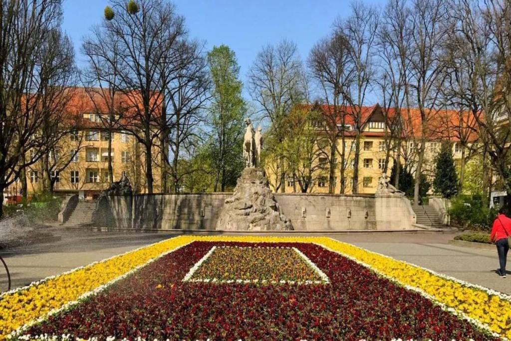 Rüdesheimer Platz
