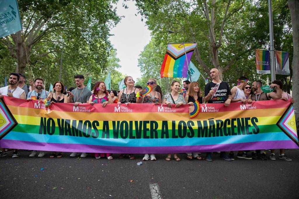 Il MADO di Madrid è una delle manifestazioni più importanti al mondo a favore della diversità e dei diritti umani.