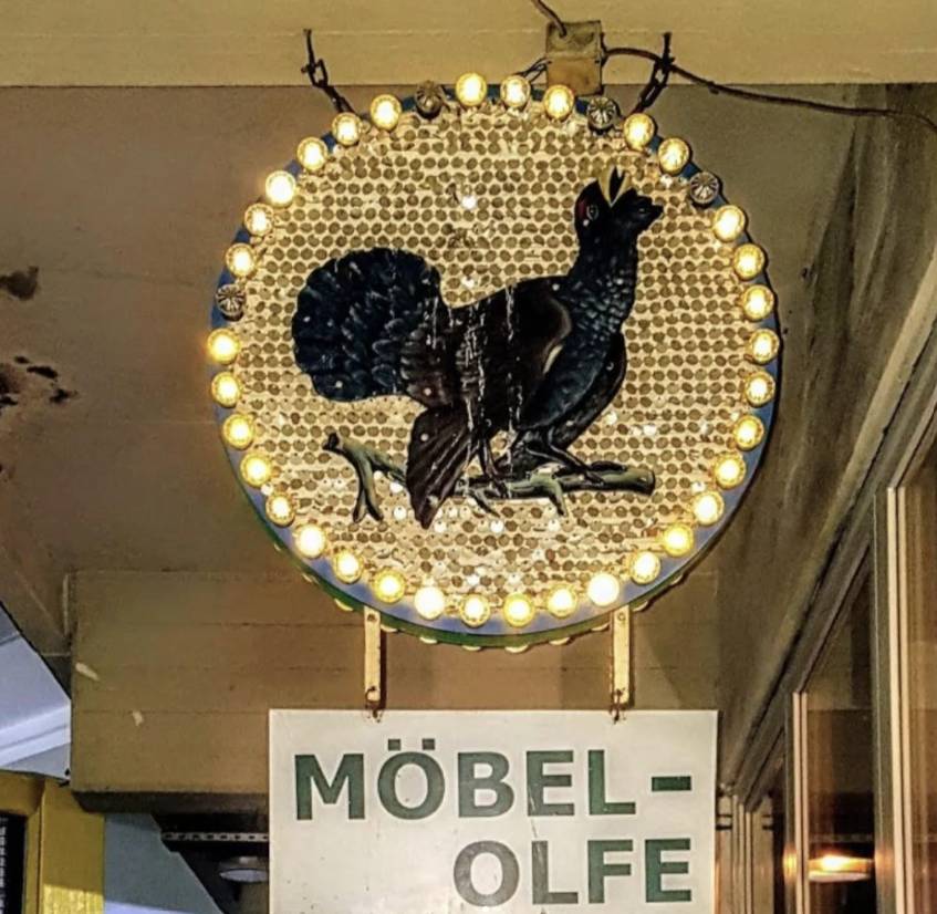 Die queere Bar Möbel Olfe am Kottbusser Tor