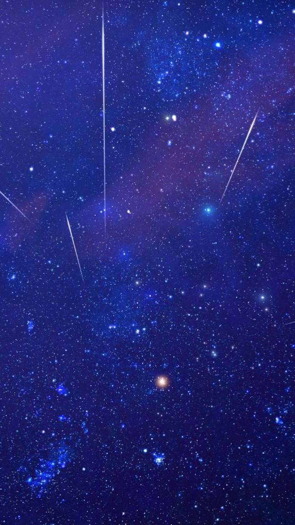 In questa notte di luglio, la pioggia di meteore raggiunge il suo picco e, se il cielo è sereno, potrai osservare fino a 25 stelle cadenti all’ora
