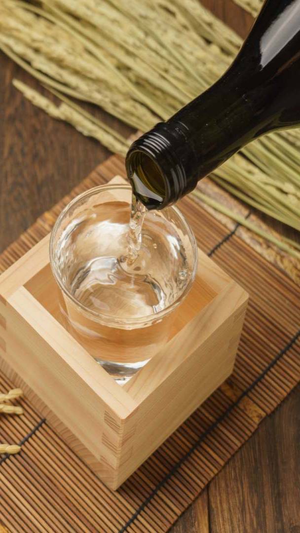 Questo fine settimana ti aspetta un festival del sake di 3 giorni nel mercato coperto più famoso di Berlino, con degustazioni gratuite da 4 birrifici direttamente dal Giappone