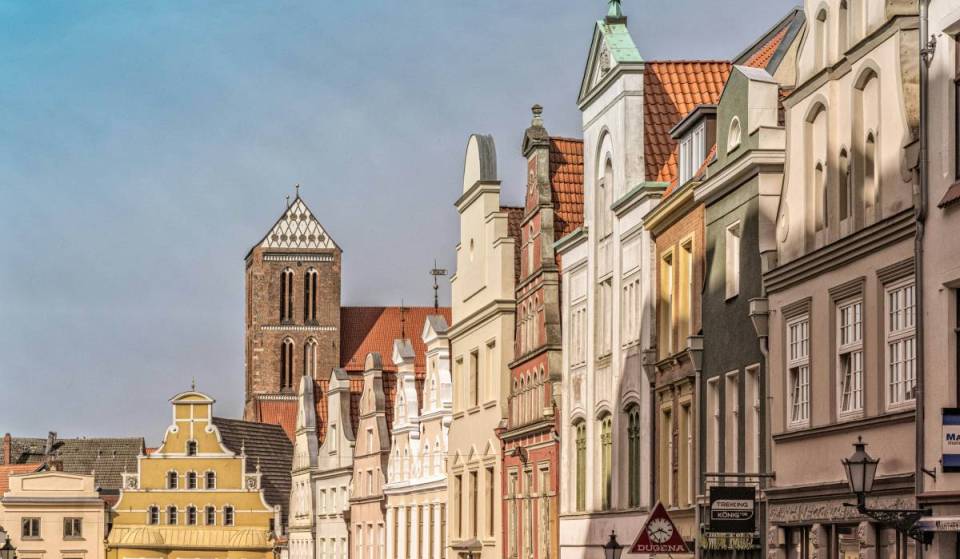 With the Deutschlandticket, you can travel nonstop to this historic UNESCO World Heritage city in just 3 hours and enjoy its maritime flair
