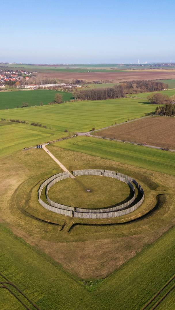 Dimentica Stonehenge: il più antico osservatorio solare del mondo esiste già da quasi 7.000 anni nella Germania centrale, a meno di 3 ore da Berlino