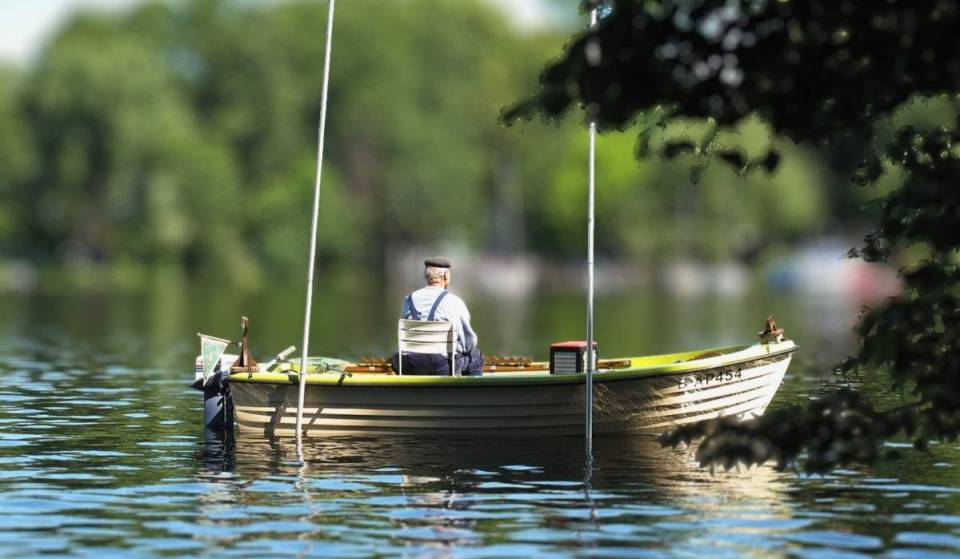 Just 1 hour from Zoo Station, you’ll find a wildly romantic paradise on Berlin’s most idyllic island. There are no cars here, and you can only reach the island by ferry!