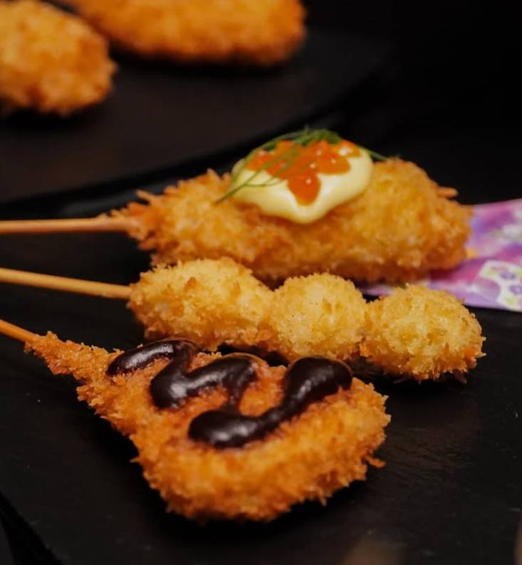 Delicious kushiage at the Japanese restaurant Kushinoya