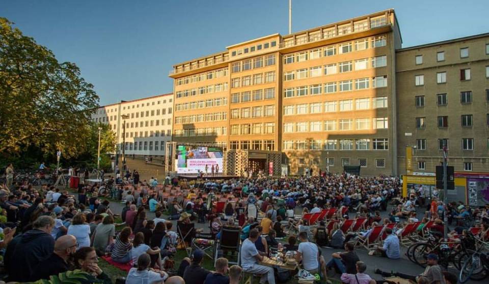 Pendant 4 semaines, l&rsquo;ancien siège de la Stasi à Berlin se transforme en cinéma en plein air avec entrée gratuite