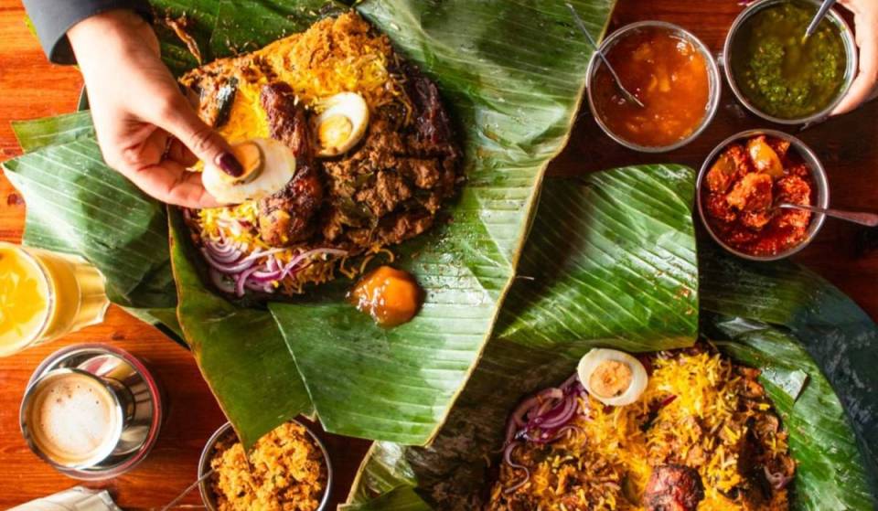 Op slechts 20 minuten van de Alexanderplatz kun je genieten van Zuid-Indiase en Sri Lankaanse gerechten volgens de recepten van oma – met paratha, dosai, idiyappam en nog veel meer