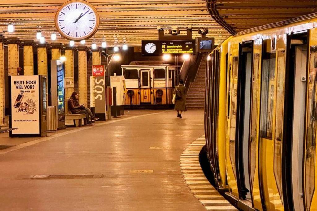 Klosterstraße U-Bahn Station