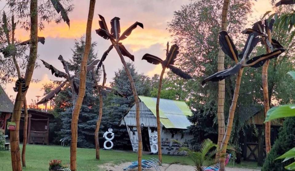 Just 1 hour from Berlin, you’ll find a hands-on park with more than 60 attractions, including 13 mazes and labyrinths, 3 wooden towers to climb, and more
