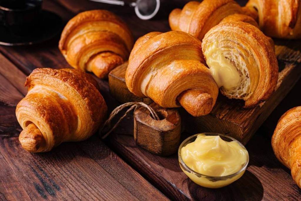 Auf der Suche nach dem perfekten Croissant? Hier werdet ihr in Berlin fündig