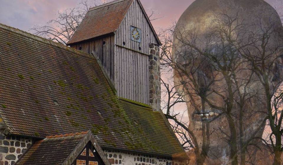 70 Minuten von Berlin entfernt entdeckt ihr die 324 Jahre alte Mumie eines verfluchten Ritters. „Wenn ich der Mörder bin, soll mein Leichnam niemals verwesen!“ 