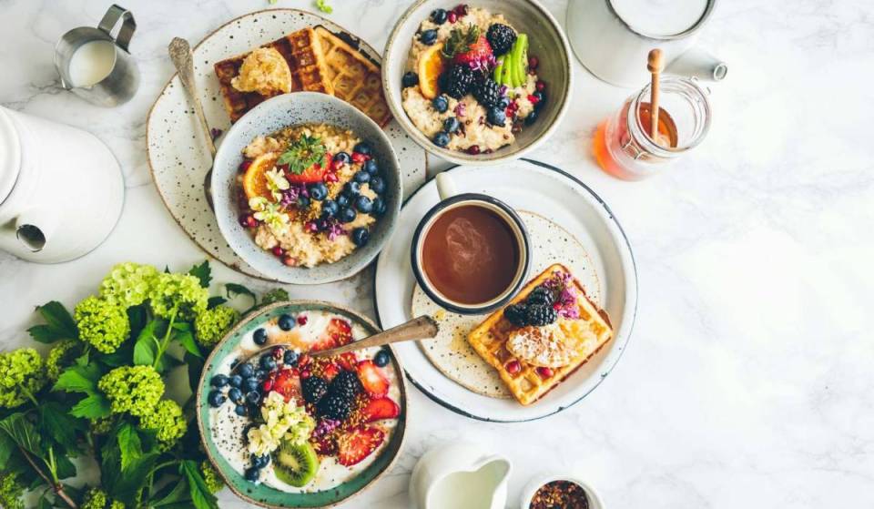 Morgen soll in Berlin ein neuer Weltrekord für den größten veganen Mitbringbrunch mit mehr als 700 Teilnehmern sowie Yoga, Live-Musik &amp; Live-Cooking aufgestellt werden