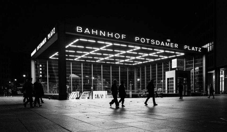 From the Cold War to Club Nights: Why Berlin is fighting for its spaces of freedom on German Unity Day under the motto “Stay Core” and will be buzzing for 9 days in October