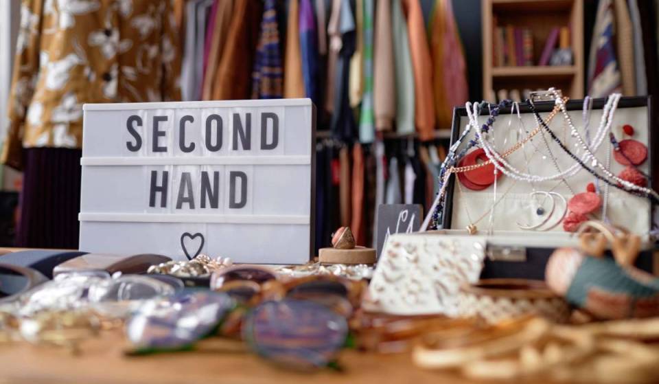 This secondhand department store in Lichtenberg offers fantastic bargains, such as tea sets for €3, as well as a 30% discount for people with low incomes