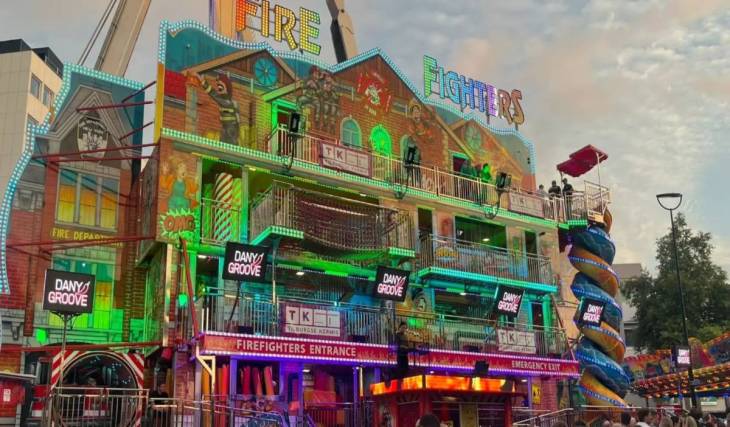 Bereits in 8 Tagen startet Berlins frühester und größter Weihnachtsmarkt mit 80 Fahrgeschäften, darunter ein 85-Meter-Freifallturm & ein 45 Meter hohes Riesenrad mit 36 klimatisierten Gondeln