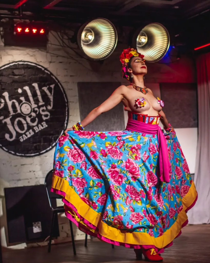 Entdeckt Jade Felina auf dem Burlesque Festival in Berlin