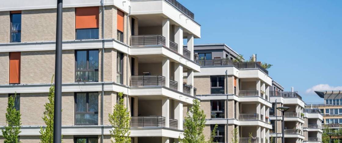 525.000 € für 70 Quadratmeter: Eine Berliner Neubauwohnung kostet laut Deloitte 9,8 Brutto-Jahresgehälter und gut 122.000 € mehr als in Paris