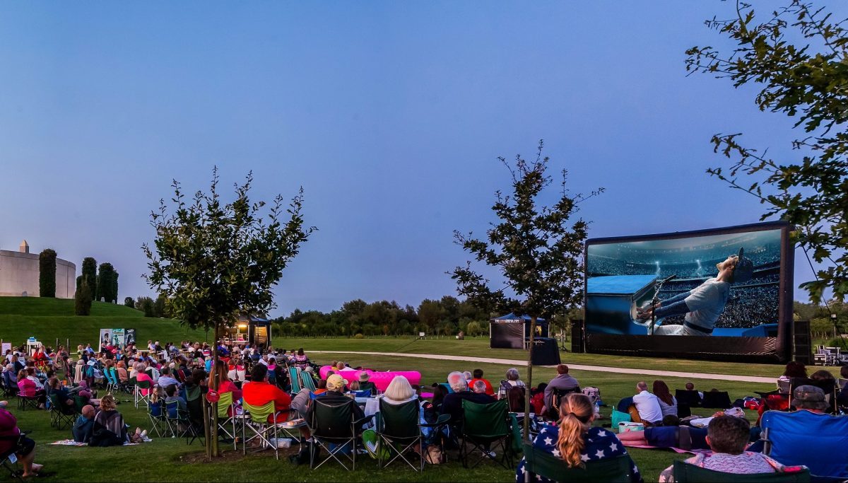 Outdoor Cinema Botanical Gardens Birmingham Fasci Garden