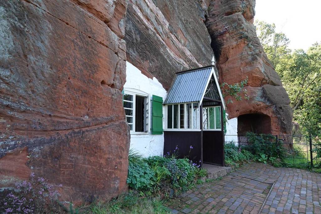 Kinver, England, 13th September 2019. The Holy Austin rock houses at Kinver Edge near Stourbridge England. Houses built into a sandstone outcrop and inhabited until the late 1950s.