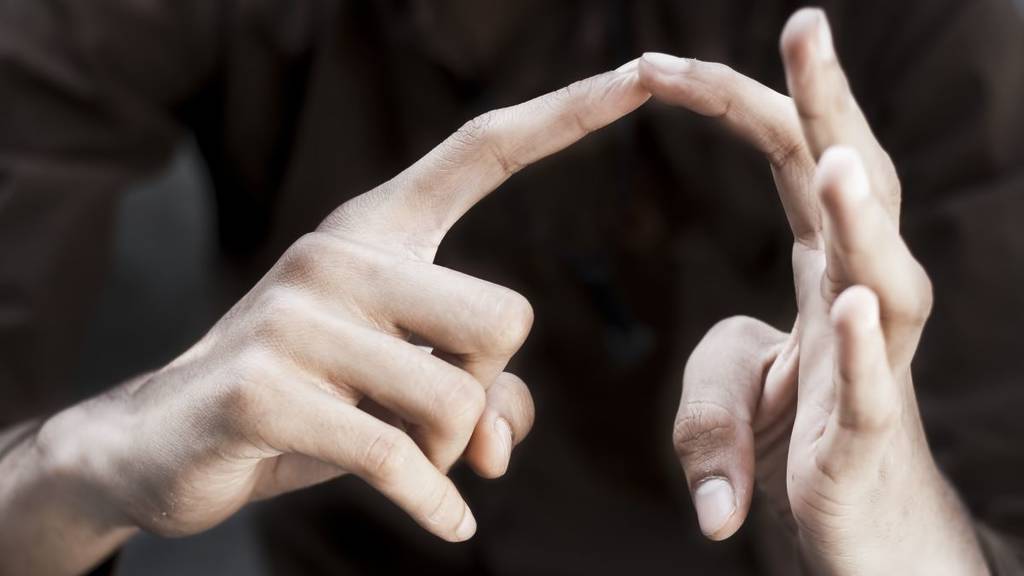 British Sign Language To Be Taught As A GCSE In English Schools