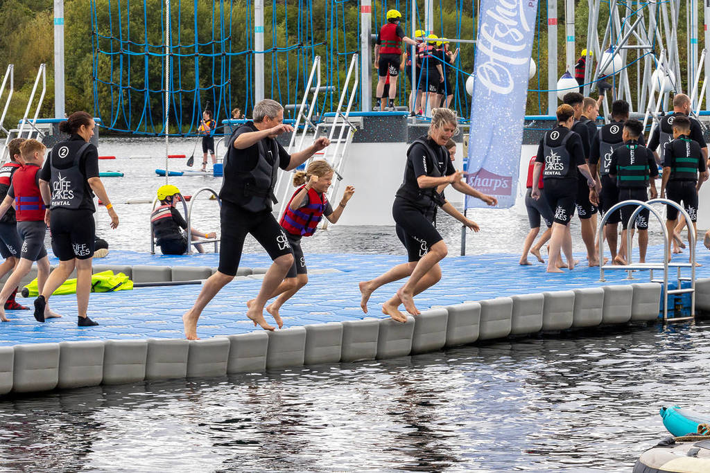 Cliff Lakes Aqualand