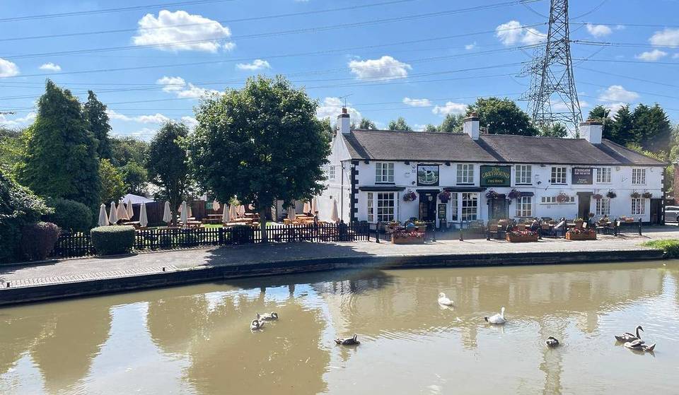 The UK’s Best Canalside Pub For An Affordable Pint Is Only 20 Miles Outside Of Birmingham