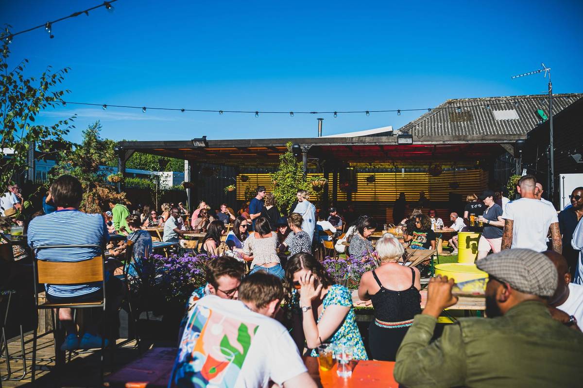 Hockley Social Club outside
