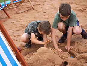 Birmingham Now Has Its Very Own Beach With Sandy Shores And Funfair Rides &#8211; And It&#8217;s Free To Enter