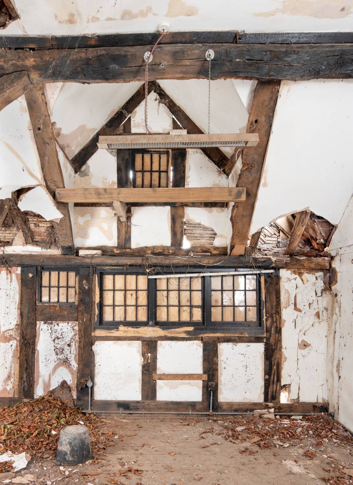 Golden Lion interior