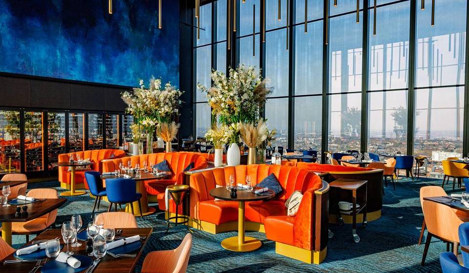 This Restaurant In The Clouds Has Been Crowned The Very Best In Birmingham – It Offers Unbeatable Panoramic Views Of The City As You Dine That Will Amaze You!