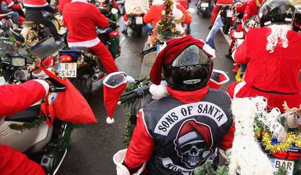 Hundreds Of Santas To Ride Through The Midlands This Christmas On Festive Motorbikes &#8211; Here’s Where &#038; When You Can See Them