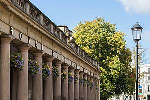 Forget Bath—just 34 minutes from Birmingham lies an elegant Georgian spa town with free museums, tropical gardens, and England’s best hotel