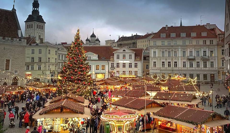 Jet2 Set To Launch Brand New Flight From Birmingham To This Fairytale Christmas Market Destination – And It Has Europe’s Most Extensive Mulled Wine Selection & A Magnificent 14-Metre Christmas Tree