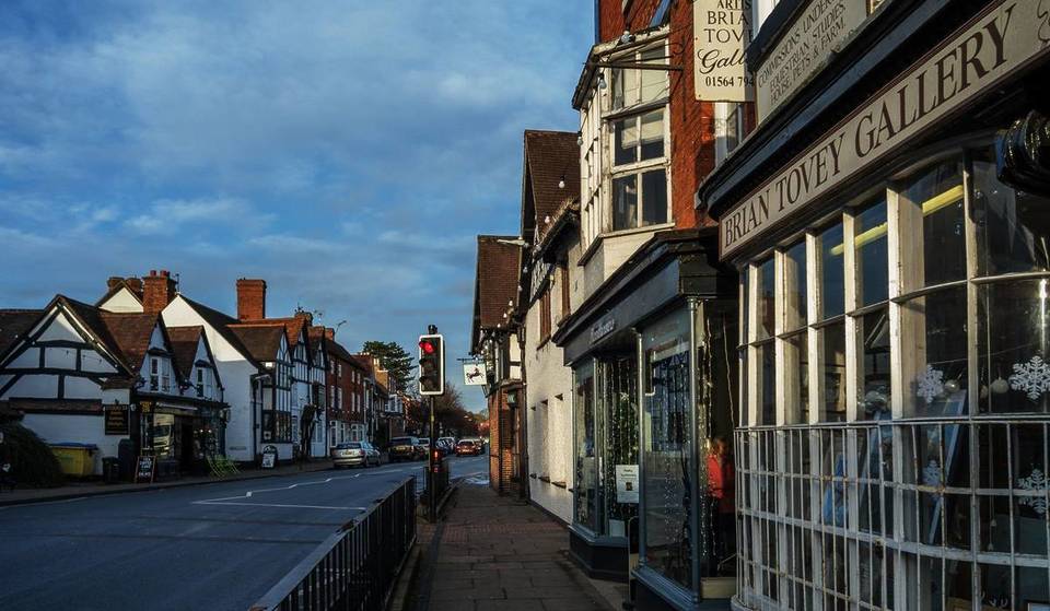 Just 30 Minutes From Birmingham, This Charming Medieval Town Famous For Its Own Ice Cream Is ‘Like Diving Into An Enid Blyton Novel’ – It’s Got Rubber Duck Races, A Michelin-Approved Pub And An Ancient ‘Mound’