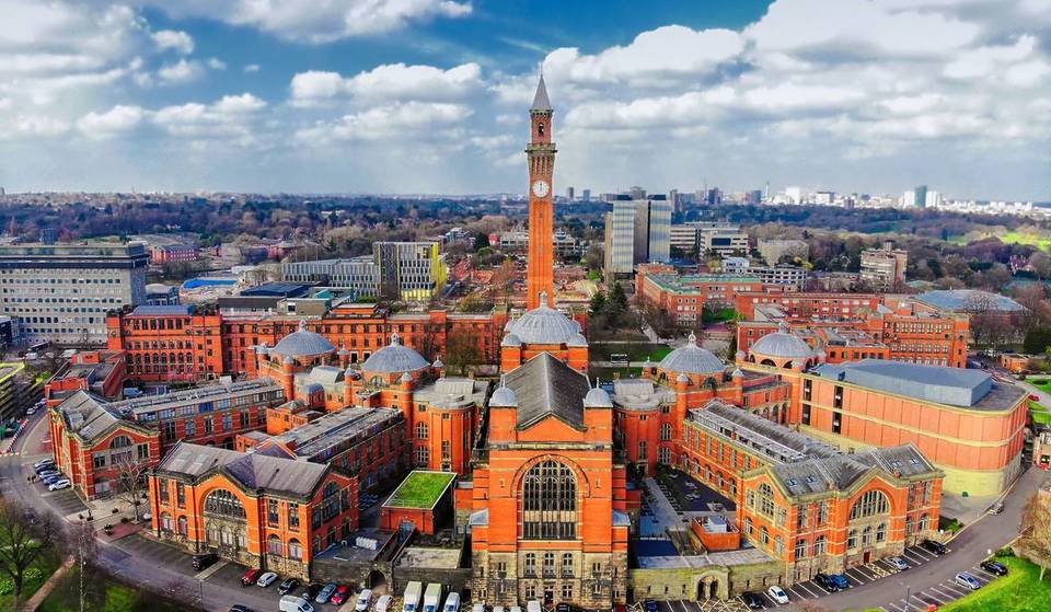 One Of The Most Beautiful Locations In Birmingham Is Hosting Its Own Artisan Christmas Market With A ‘First-Of-Its-Kind Lightshow’ – On Top Of Carol Singers, A Funfair Carousel And Fun Festive Talks