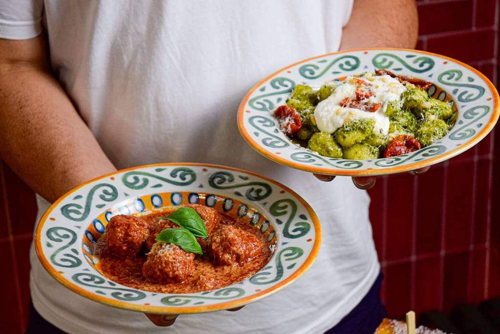 meatballs and pasta from Sapore