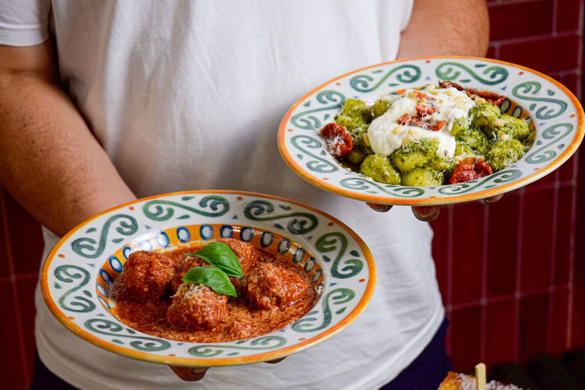 meatballs and pasta from Sapore