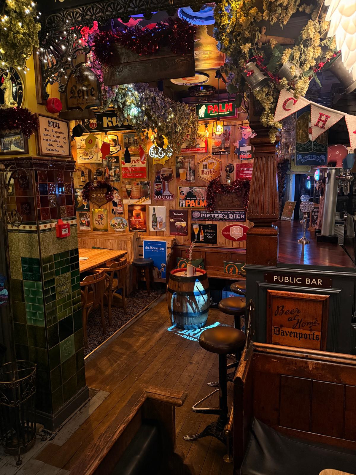 Tamworth tap interior - 1200x1600