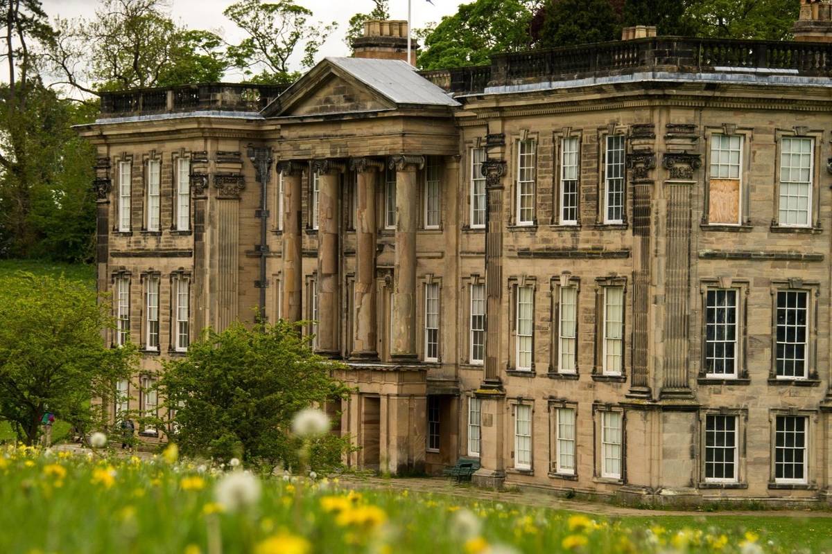 Looking at the mansion from the Pleasure Grounds | © National Trust \ Susan Guy