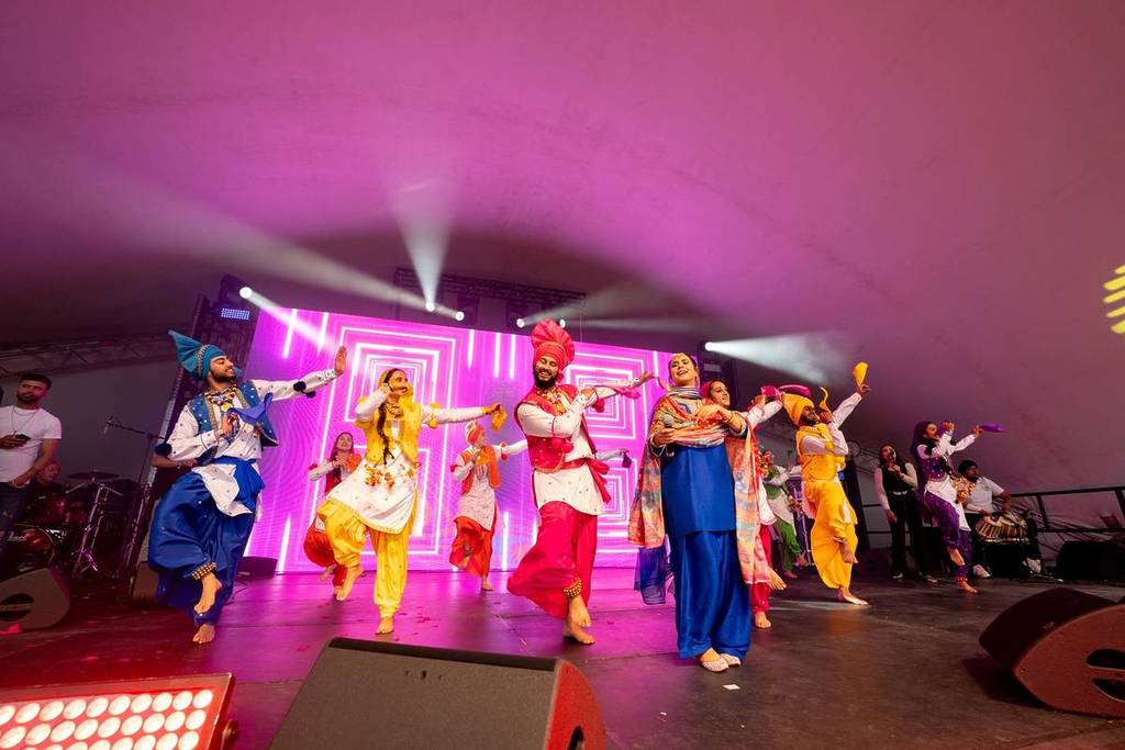 Dancers at Sandwell & Birmingham Mela