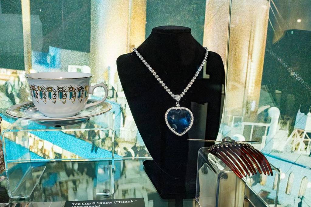 the Heart of the Ocean necklaces from the Titcnic movie