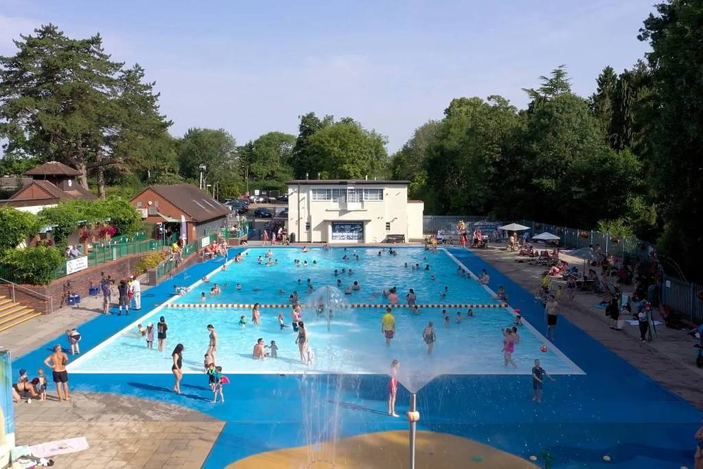 People swimming at Droitwich Spa Lido