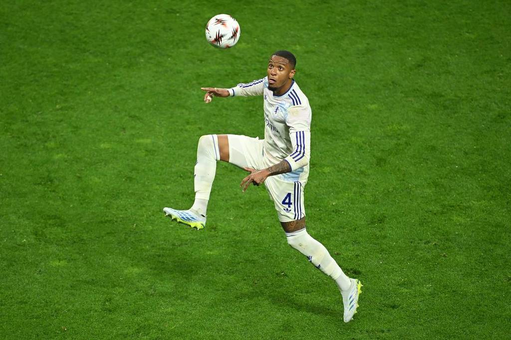ISTANBUL, TURKEY - MAY 20: Ezri Konsa of Aston Villa looks to control the ball during the UEFA Europa League Final 2026 match between SC Freiburg and Aston Villa FC at Besiktas Park on May 20, 2026 in Istanbul, Turkey. (Photo by Mike Hewitt/Getty Images)