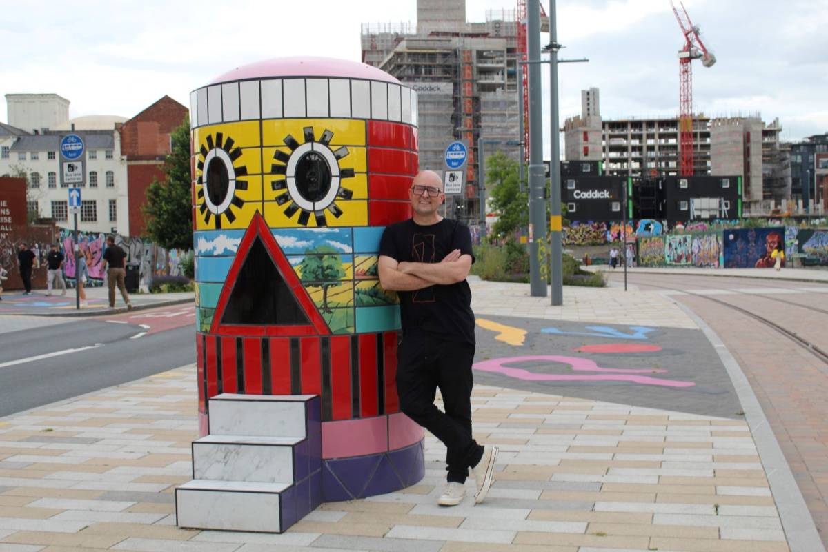 Digbeth High Street has been honoured with 4 new public artworks – this corner of Birmingham has inspired a life-sized ceramic cylinder and a memorial for Queen Victoria’s dog